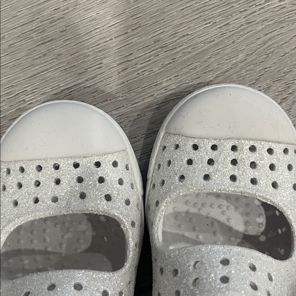 Kids Gray Shoes - Picture 5 of 8